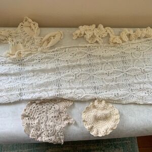Vintage Handmade Crochet 5‎ Lot Table Runner Doilies Handmade
